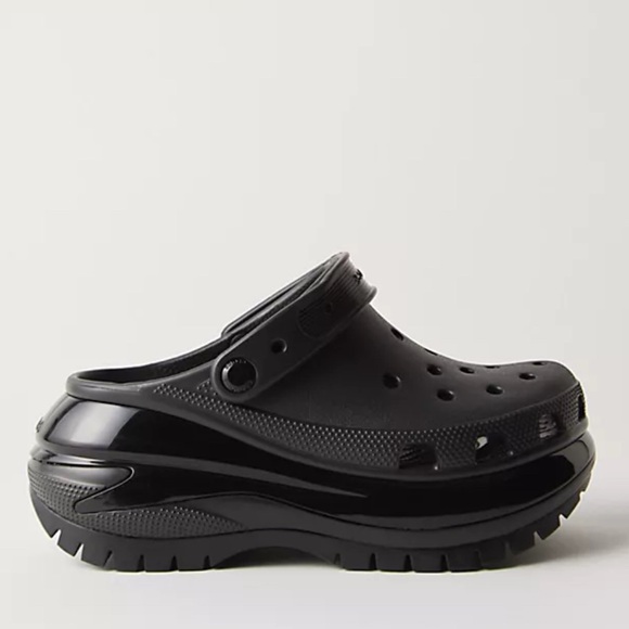 Crocs black Classic Mega Crush Clog - Picture 2 of 7